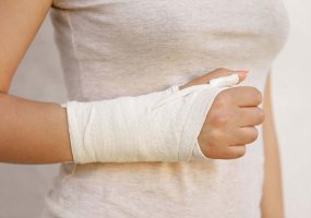 Fraturas na mão e punho: quando operar?